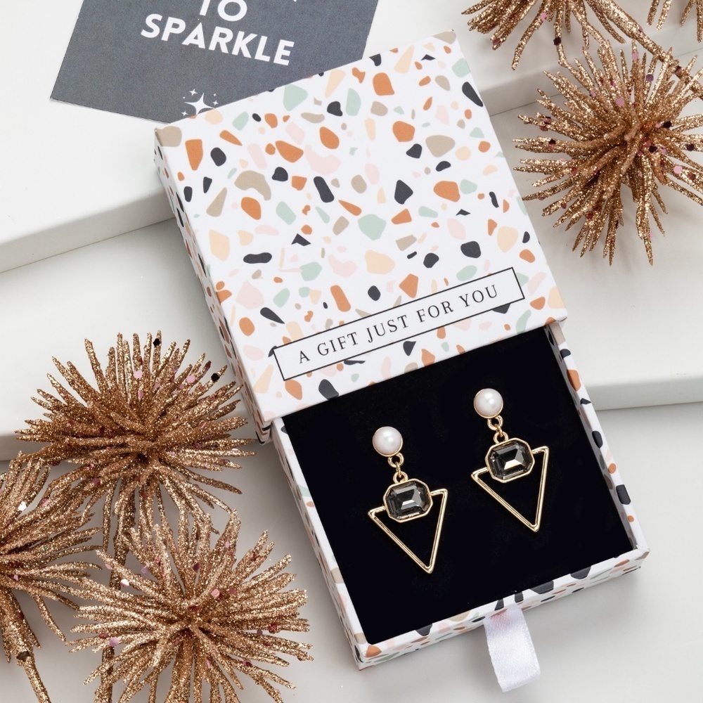 Geometric Pearl and Crystal Drop Earrings – NWT – Gift Box Included